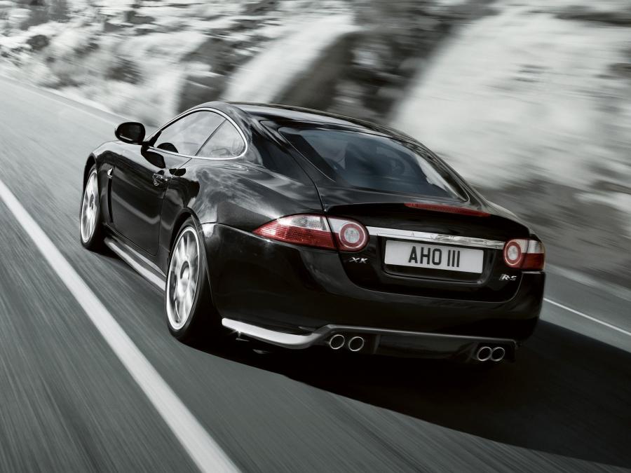  Jaguar XKR-S 2008 года  (фото 21 из 27)